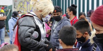 Niños morelianos reciben apoyo del ¨Mundo Marvel¨ en la vacunación contra el Covid-19