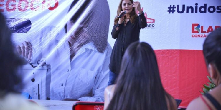 Incentiva Gobierno de Tarímbaro a jefas de familia a emprender su primer negocio