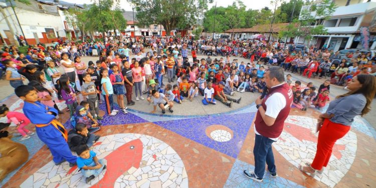 De mano del pueblo las cosas se transformarán en Morelia: Barragán