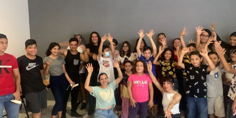 Niños trabajadores en calles encabezarán caminata “Manos  para jugar, no para trabajar”