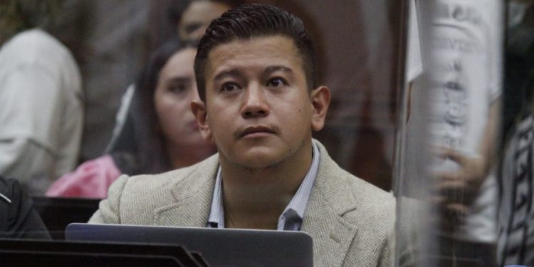 Habrá mayor castigo para quien abuse sexualmente de una persona con discapacidad: Víctor Zurita