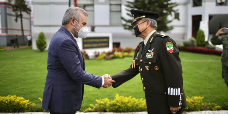 Desarme es igual a paz; más armas, más violencia: Bedolla