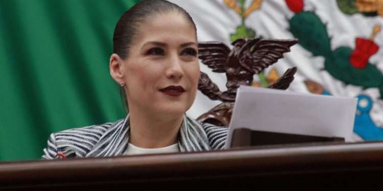 Ivonne Pantoja es nombrada integrante de Comisión de Protección a la Niñez y Adolescencia