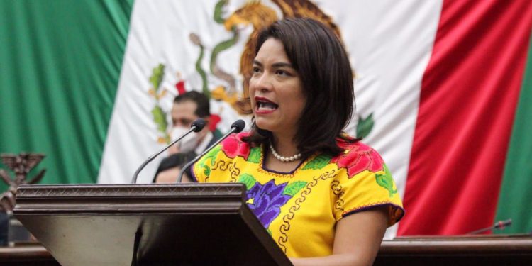 Propone Eréndira Isauro paridad de género en postulación de candidaturas a la gubernatura