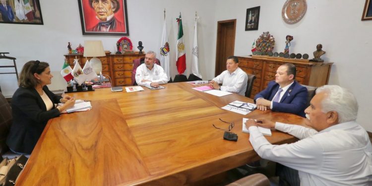Bedolla convoca a delegados de Diconsa y Segalmex a fortalecer la economía popular