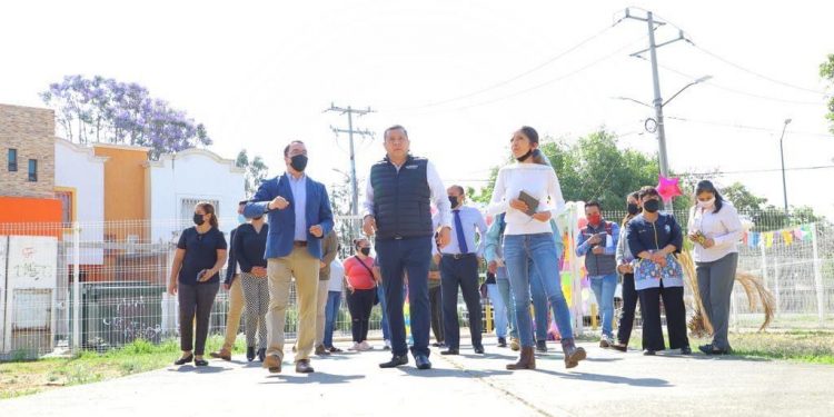 Morena cumple en Morelia, tendrá Villas del Pedregal hospital del IMSS: JC Barragán