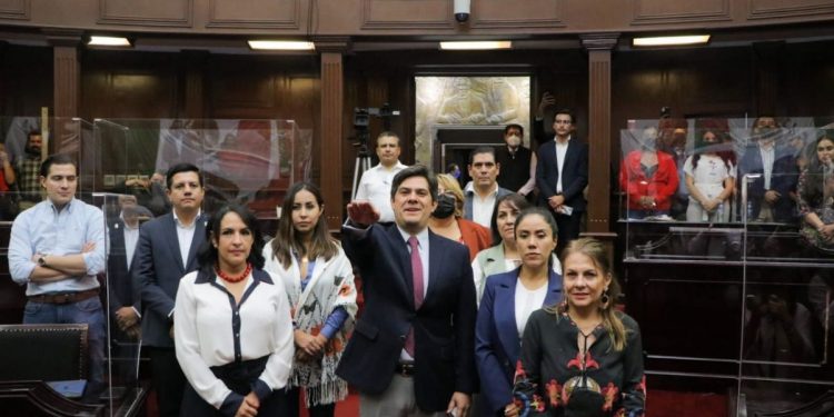 Ratifica 75 Legislatura a Eduardo Orihuela como presidente del Consejo Económico y Social de Michoacán