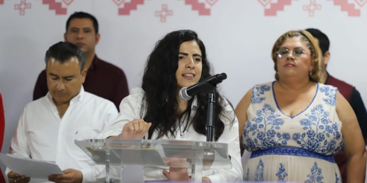 Líder de Morena exige investigación contra brutalidad de la Policía Morelia