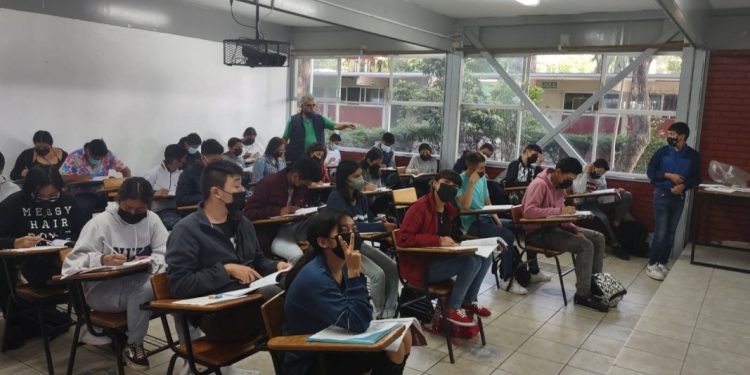 Conalep Michoacán aplica segundo examen de nuevo ingreso