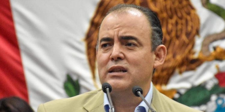 En la inclusión a programas sociales para mujeres, niñas y niños no se debe escatimar: Baltazar Gaona.