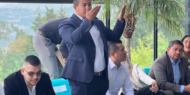 Desplazamiento forzado, tiene su rostro más duro en personas con discapacidad: Víctor Zurita