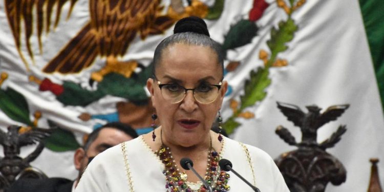 Reparación económica por Bullying escolar homofóbico propone Julieta Gallardo