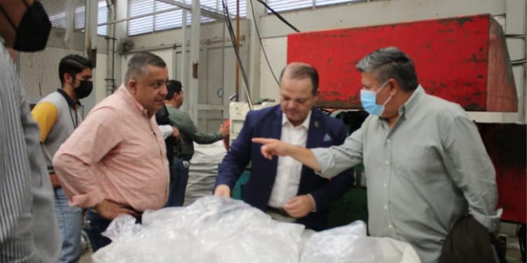 Delinean estrategia para ofertar industria penitenciaria