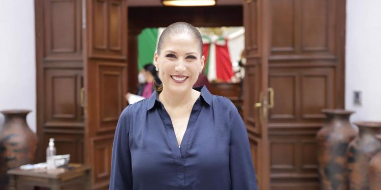Celebra Ivonne Pantoja creación de Procuraduría para Protección al Adulto Mayor
