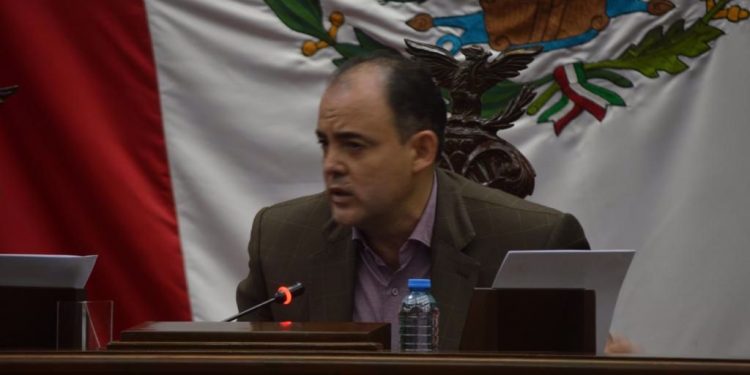 Presenta Balta Gaona iniciativa para que se sancione penalmente a quienes induzcan a las mujeres al aborto