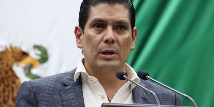 Propone Ernesto Núñez someter a consulta ciudadana iniciativa sobre interrupción del embarazo