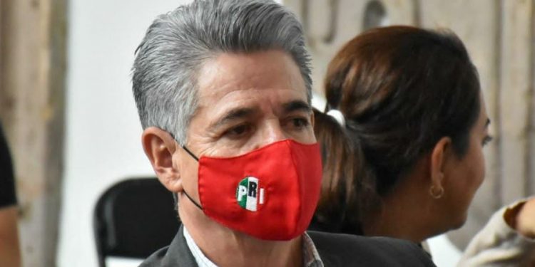 Los diputados del PRI apoyamos todo lo que le haga bien a los michoacanos: Hernández Peña