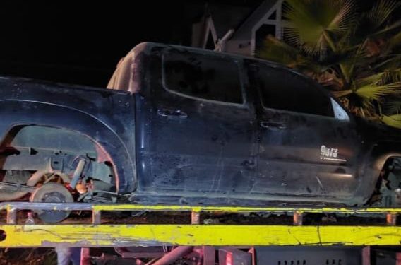 Guardia civil asegura 10 vehículos en Parangaricutiro