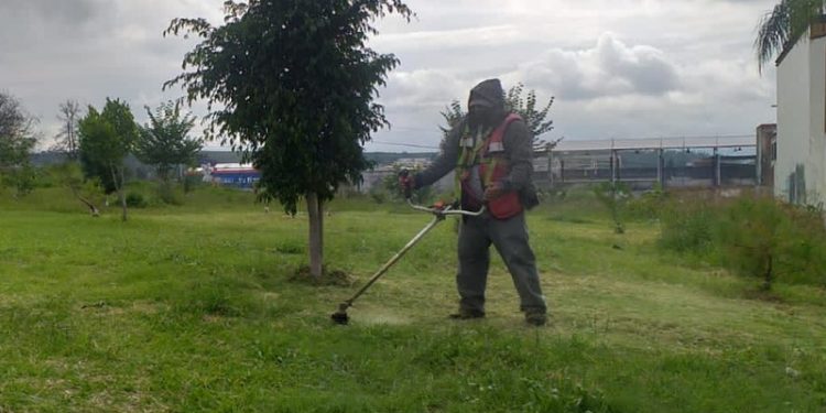 Continúa rehabilitación de espacios públicos en Tarímbaro