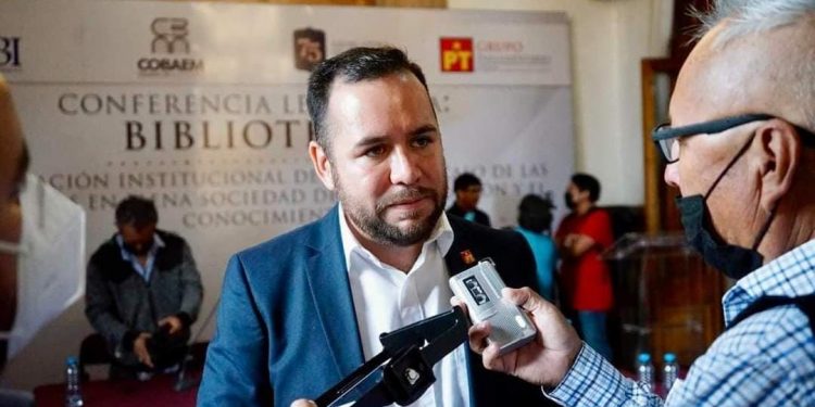 Pide Reyes Galindo a la Fiscalía de Michoacán informar sobre investigación del tema software en el Congreso