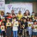 Entrega Fanny Arreola útiles escolares en colonias y localidades de Apatzingán