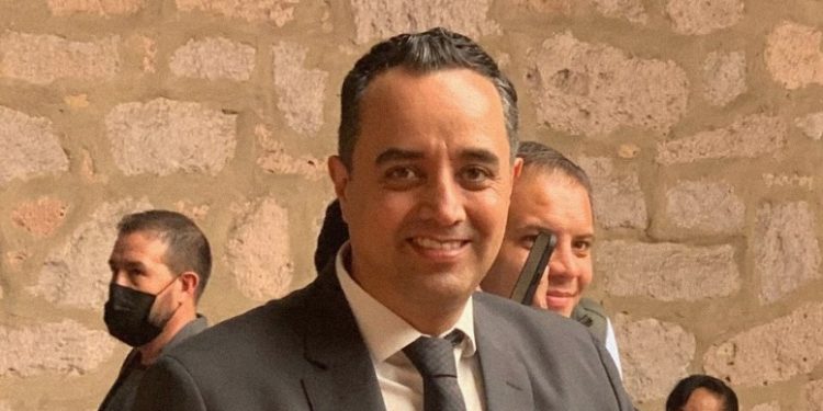 Juan Pablo Celis celebra apertura de Campus Nicolaita en Uruapan