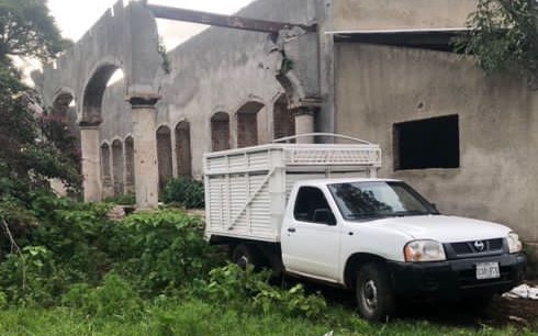 Tras persecución en Marcos Castellanos, SSP asegura a dos en posesión de un arma de fuego y tres vehículos