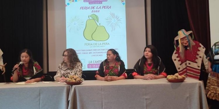 Buscan rescatar Feria de la Pera de la comunidad de La Cantera 