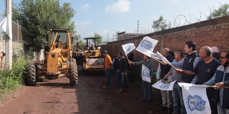 Gobierno Municipal mejora vialidades de Morelia