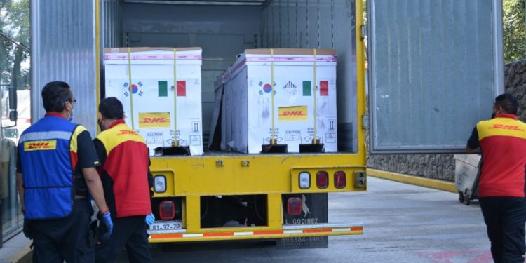 Arriban al país 288 mil vacunas pediátricas contra COVID-19 donadas por el gobierno de Corea del Sur