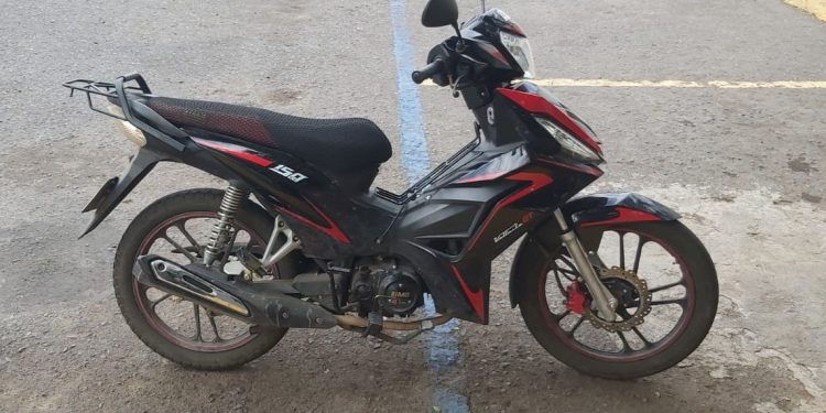 Blindaje Zamora continúa con resultados: asegura Guardia Civil a dos en posesión de arma de fuego