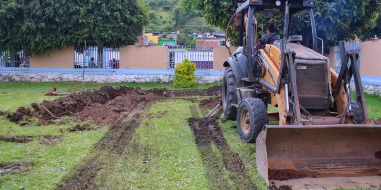 Arranca Gobierno de Tarímbaro construcción de aula en primaria José María Morelos de Uruétaro