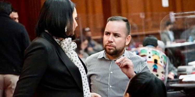 El PT va por más y mejores leyes que garanticen los derechos de las mujeres: Reyes Galindo