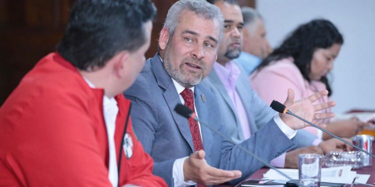 Reitera Bedolla respaldo a municipios para reforzar acciones de seguridad