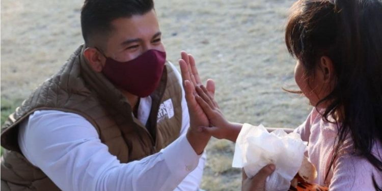 Debemos caminar por una atención focalizada a niñas con discapacidad: Víctor Zurita