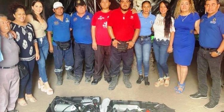 Verónica Castellanos reitera compromiso y apoyo a instituciones