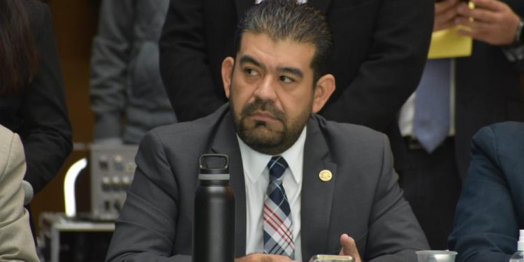 Regresiva en confianza y credibilidad la propuesta de reforma electoral: Pacos Huacus.