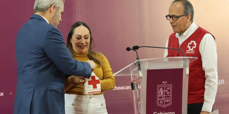 Invita Bedolla sumarse a la colecta de la Cruz Roja