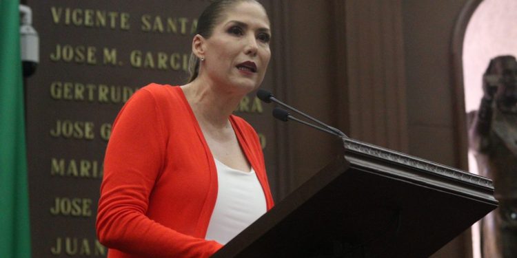 JUICIO POLÍTICO CONTRA OMBUDSMAN MICHOACANO ESTÁ EN MANOS DEL CONGRESO: IVONNE PANTOJA