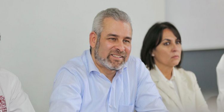 Mujeres con cáncer de mama y cervicouterino también tendrán apoyo económico: Bedolla