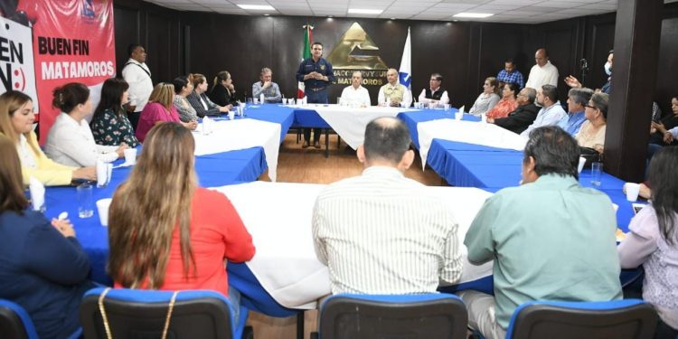 Empresarios de Matamoros expresan ante Silvano, preocupación por la educación en su municipio