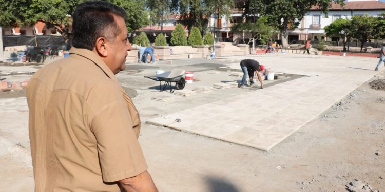 En Apatzingán modernización de la plaza Constitución de 1814 estará lista en diciembre