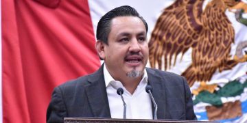 Michoacán debe seguir impulsando el turismo a través de sus Pueblos Mágicos: Víctor Manríquez