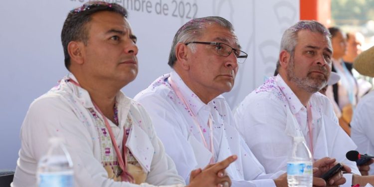 Adán Augusto López y Bedolla harán plan de justicia para indígenas