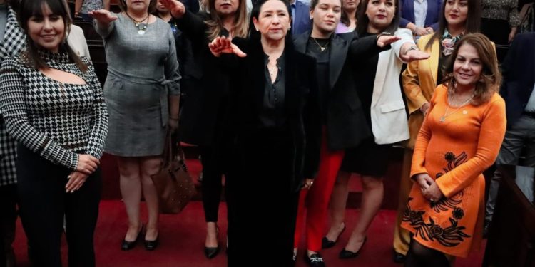 Consejo Municipal gobernará en Penjamillo.