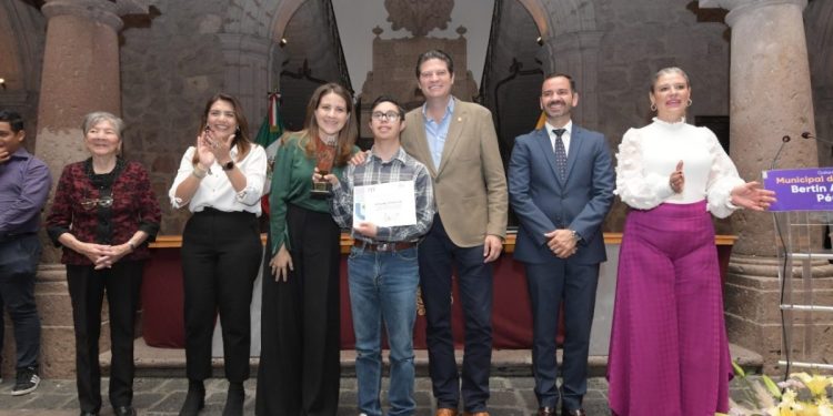 Entrega Alfonso Martínez Alcázar Galardón Municipal del Deporte «Bertín Aguilar Pérez» 2022