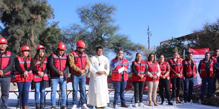 Inaugura Bladimir González obra de acceso a San Pedro de los Sauces en Tarímbaro