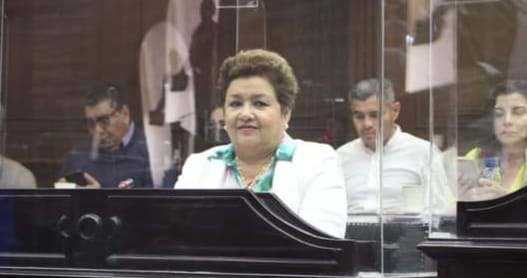 En el Valle de Apatzingán reconocen labor Legislativa de Guillermina Ríos Torres