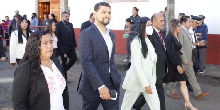 Salvador Escalante, ejemplo de progreso y desarrollo: Octavio Ocampo