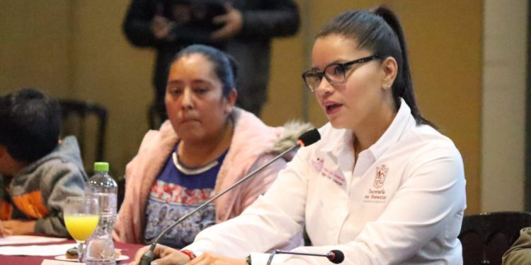 Sostienen Bedolla y Sedebi encuentro con beneficiarios de Familias Cuidadoras de Niñas y Niños con Cáncer